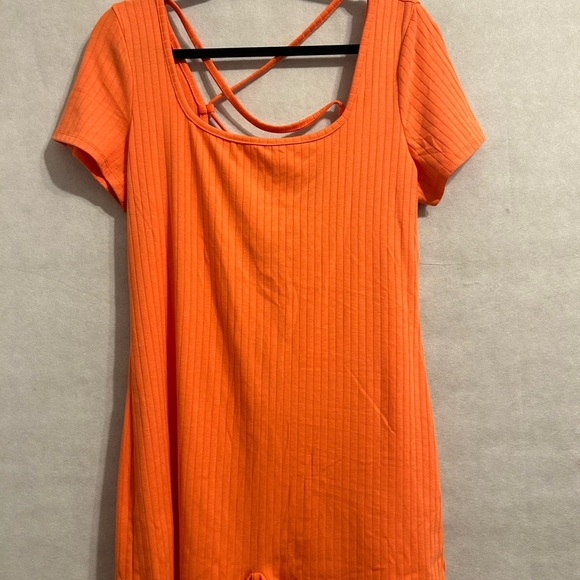 Wild Fable Women's XL Short Sleeve Lace-Up Back Fitted Romper orange NWOT - Picture 4 of 8